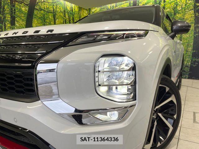 Mitsubishi OUTLANDER PHEV 2023-04 7788086-12