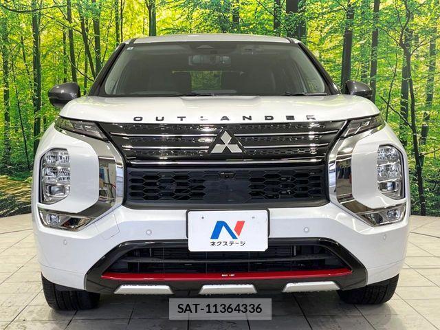 Mitsubishi OUTLANDER PHEV 2023-04 7788086-14