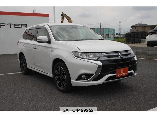 Mitsubishi OUTLANDER PHEV 2015-07 7788076-7
