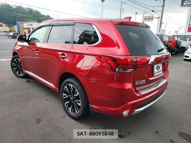 Mitsubishi OUTLANDER PHEV 2015-08 7878703-12
