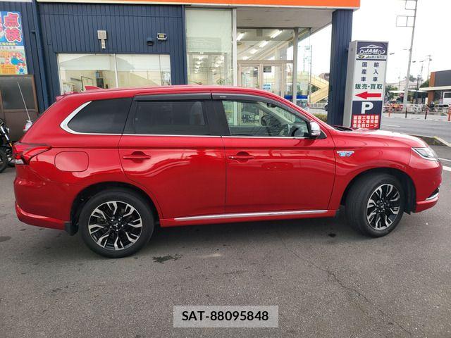 Mitsubishi OUTLANDER PHEV 2015-08 7878703-15