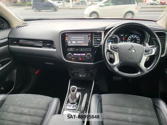 Mitsubishi OUTLANDER PHEV 2015-08 7878703-2