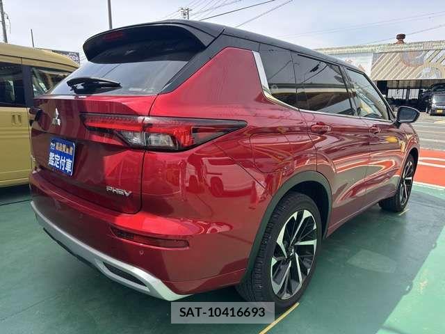 Mitsubishi OUTLANDER PHEV 2024-01 7878686-17