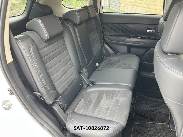 Mitsubishi OUTLANDER PHEV 2018-10 7878701-9