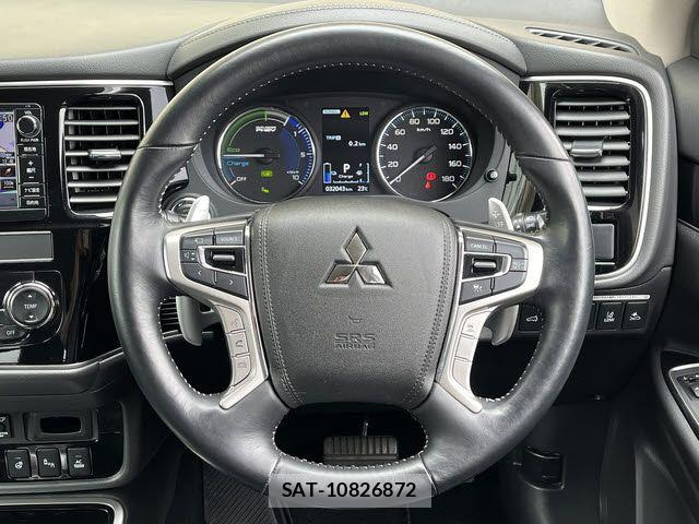 Mitsubishi OUTLANDER PHEV 2018-10 7878701-13