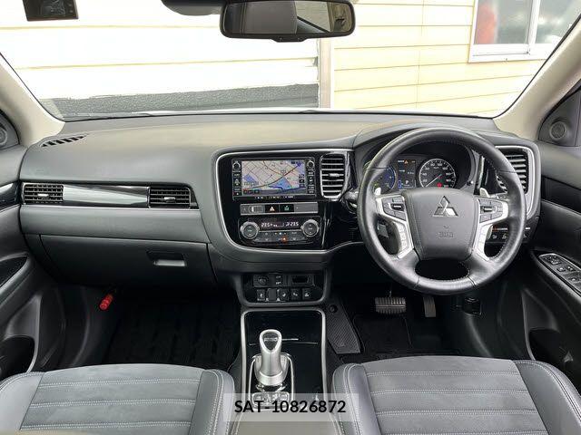 Mitsubishi OUTLANDER PHEV 2018-10 7878701-1
