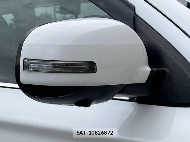 Mitsubishi OUTLANDER PHEV 2018-10 7878701-24