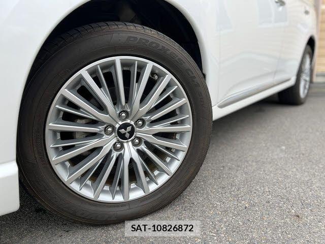 Mitsubishi OUTLANDER PHEV 2018-10 7878701-26
