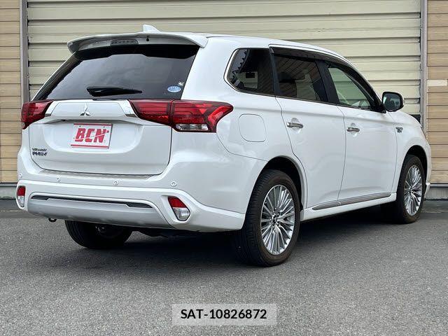 Mitsubishi OUTLANDER PHEV 2018-10 7878701-2