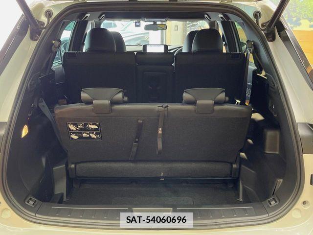Mitsubishi OUTLANDER PHEV 2022-03 7878689-9