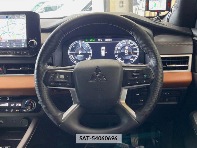 Mitsubishi OUTLANDER PHEV 2022-03 7878689-10