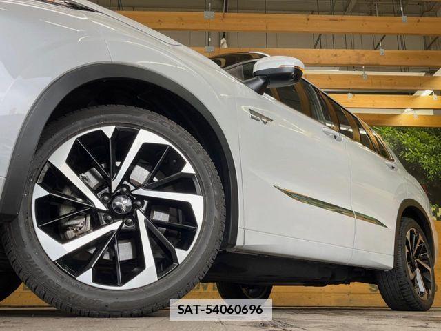 Mitsubishi OUTLANDER PHEV 2022-03 7878689-12