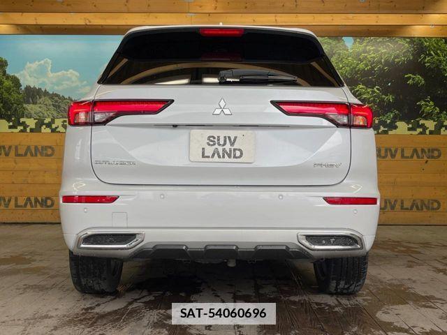 Mitsubishi OUTLANDER PHEV 2022-03 7878689-14