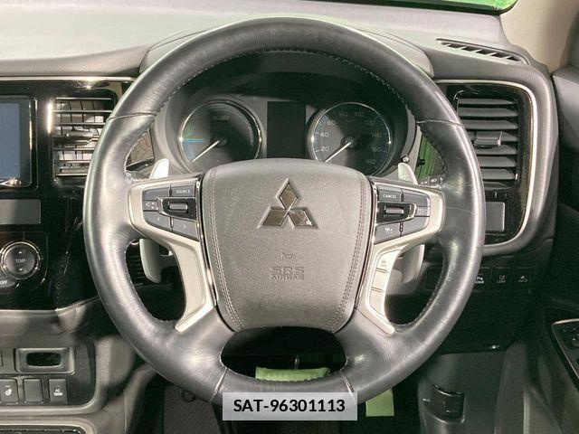 Mitsubishi OUTLANDER PHEV 2017-11 7878702-10