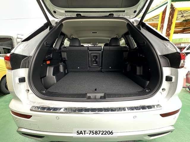 Mitsubishi OUTLANDER PHEV 2024-02 7878687-11