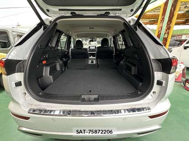 Mitsubishi OUTLANDER PHEV 2024-02 7878687-14