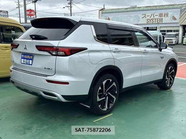 Mitsubishi OUTLANDER PHEV 2024-02 7878687-15