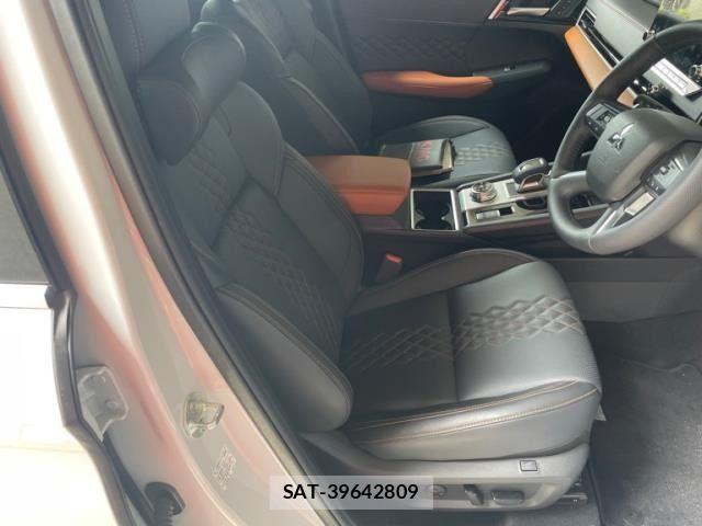 Mitsubishi OUTLANDER PHEV 2024-03 7878685-1