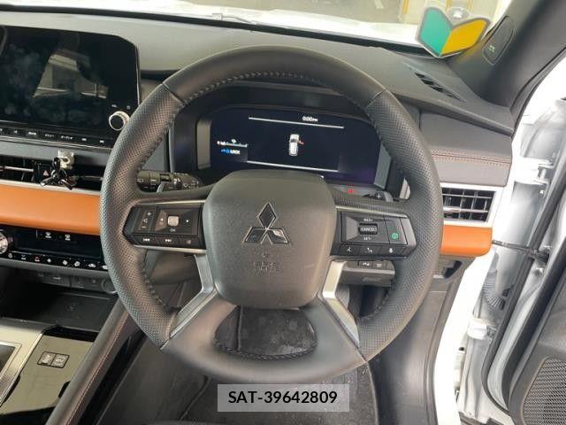 Mitsubishi OUTLANDER PHEV 2024-03 7878685-4