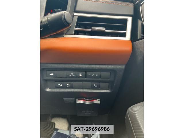 Mitsubishi OUTLANDER PHEV 2023-08 7878692-12