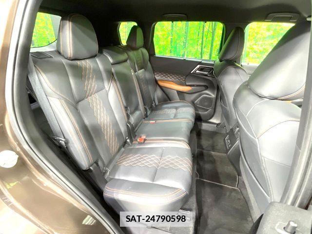Mitsubishi OUTLANDER PHEV 2023-03 7903207-9