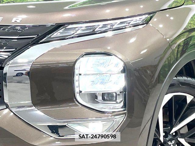Mitsubishi OUTLANDER PHEV 2023-03 7903207-12