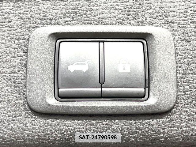 Mitsubishi OUTLANDER PHEV 2023-03 7903207-7
