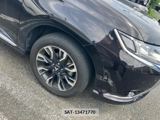 Mitsubishi OUTLANDER PHEV 2016-02 7963237-4