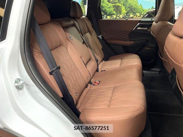 Mitsubishi OUTLANDER PHEV 2025-03 7963221-9