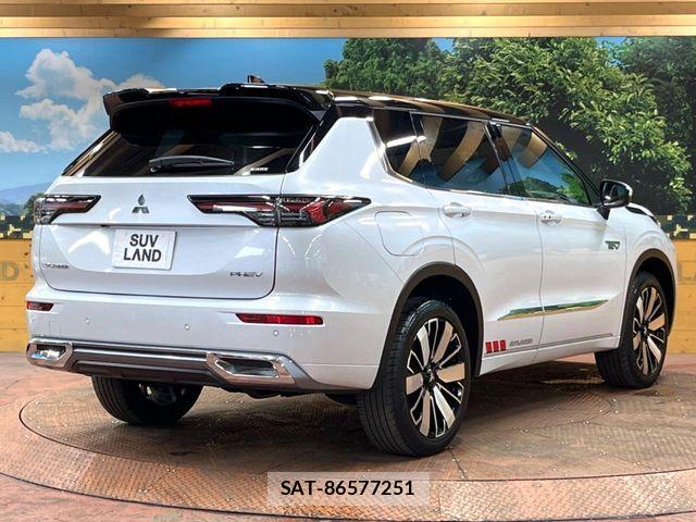 Mitsubishi OUTLANDER PHEV 2025-03 7963221-17