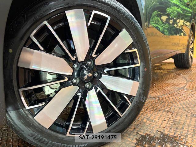 Mitsubishi OUTLANDER PHEV 2024-11 7963218-12