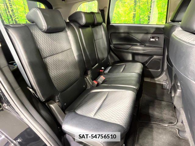 Mitsubishi OUTLANDER PHEV 2014-05 7963236-9