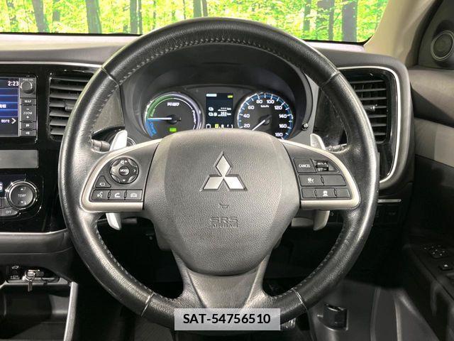 Mitsubishi OUTLANDER PHEV 2014-05 7963236-11