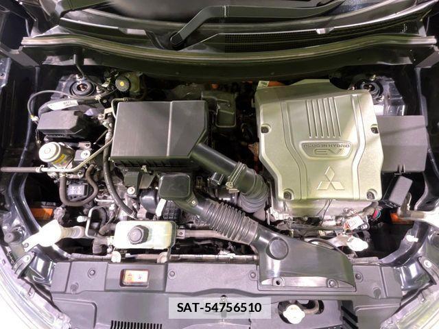 Mitsubishi OUTLANDER PHEV 2014-05 7963236-18