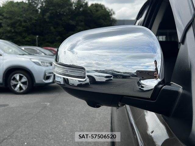 Mitsubishi OUTLANDER PHEV 2015-07 7963228-23