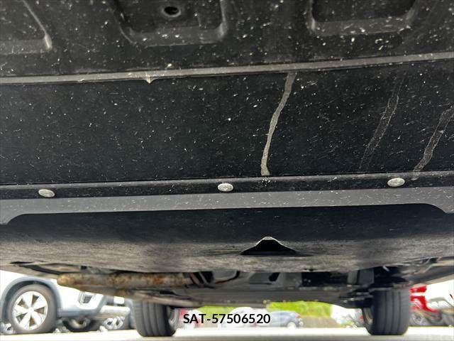 Mitsubishi OUTLANDER PHEV 2015-07 7963228-27