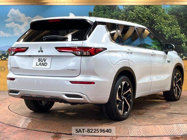Mitsubishi OUTLANDER PHEV 2022-06 7963222-16