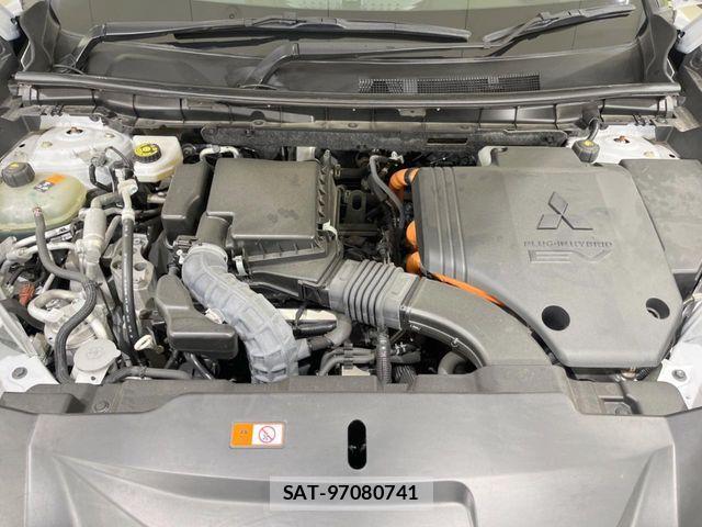 Mitsubishi OUTLANDER PHEV 2022-06 7963223-19