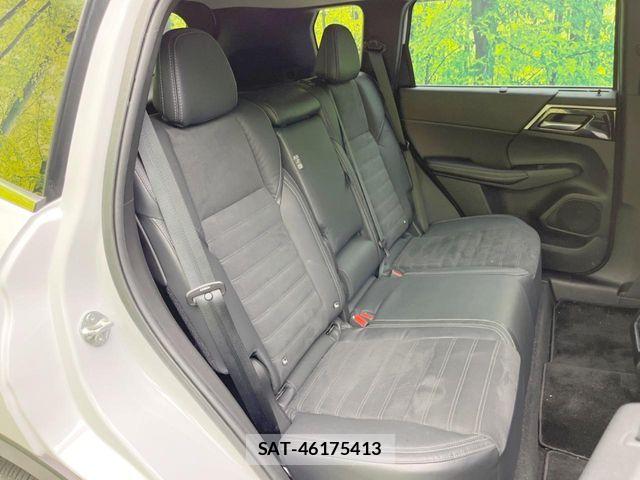 Mitsubishi OUTLANDER PHEV 2022-06 7963225-8