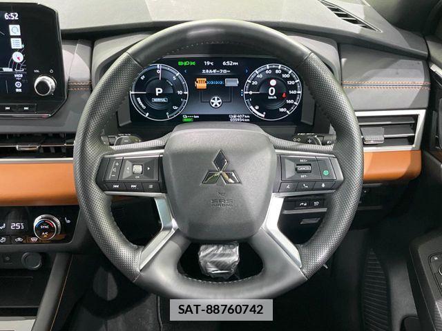 Mitsubishi OUTLANDER PHEV 2022-02 7963226-11