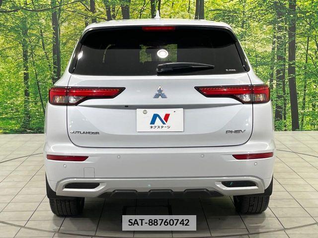 Mitsubishi OUTLANDER PHEV 2022-02 7963226-15