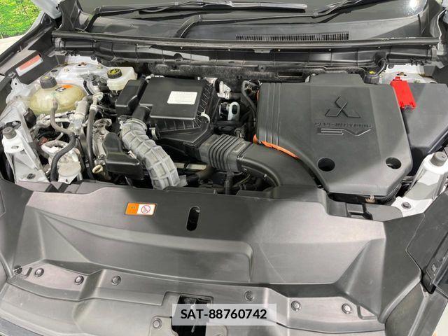 Mitsubishi OUTLANDER PHEV 2022-02 7963226-18
