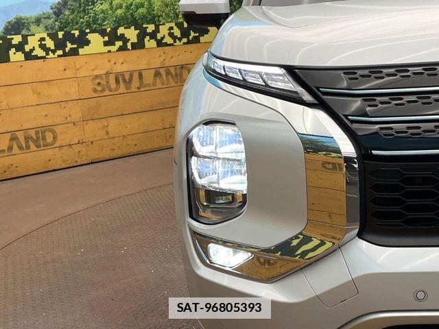 Mitsubishi OUTLANDER PHEV 2023-10 7980517-12