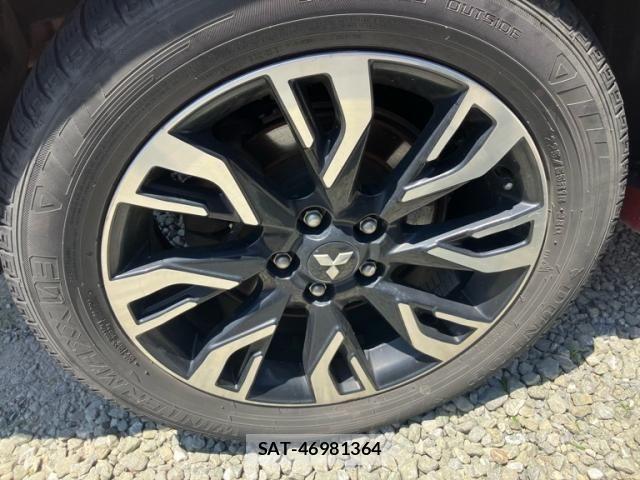 Mitsubishi OUTLANDER PHEV 2015-09 7980524-9