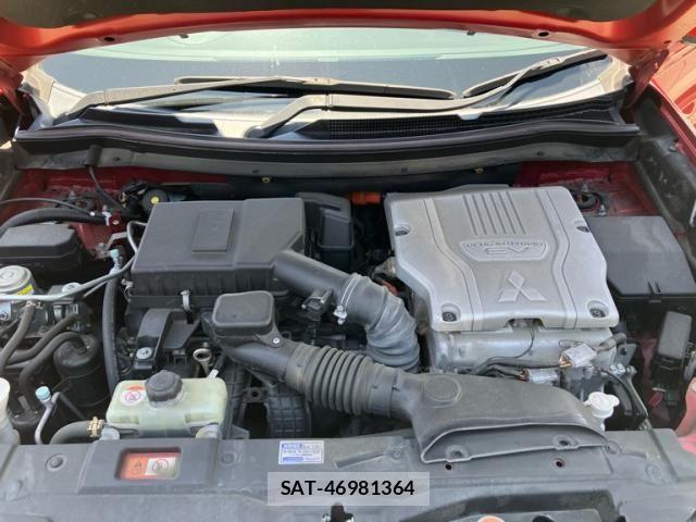 Mitsubishi OUTLANDER PHEV 2015-09 7980524-12