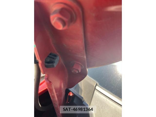 Mitsubishi OUTLANDER PHEV 2015-09 7980524-13