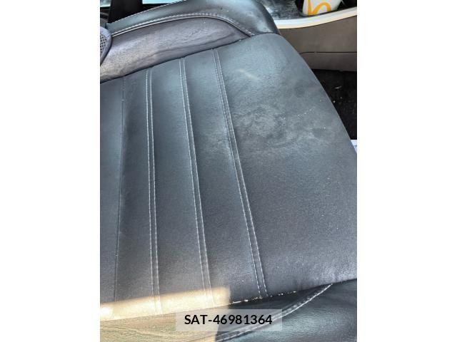 Mitsubishi OUTLANDER PHEV 2015-09 7980524-19