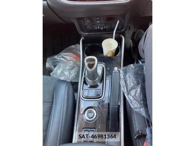 Mitsubishi OUTLANDER PHEV 2015-09 7980524-23