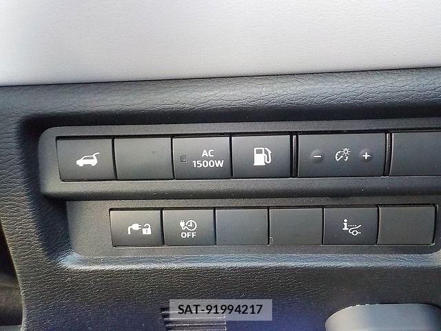 Mitsubishi OUTLANDER PHEV 2022-07 7980521-17
