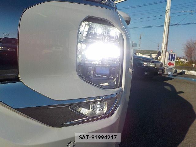 Mitsubishi OUTLANDER PHEV 2022-07 7980521-28